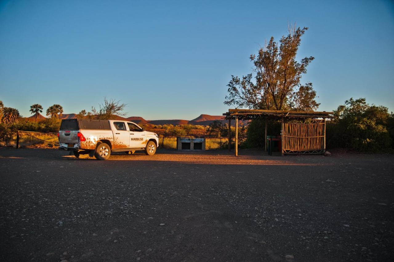 Palmwag Campsite Экстерьер фото
